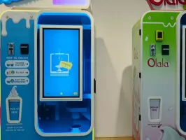 نظام ميكانيكي داخلي وذكي لآلة بيع الآيس كريم